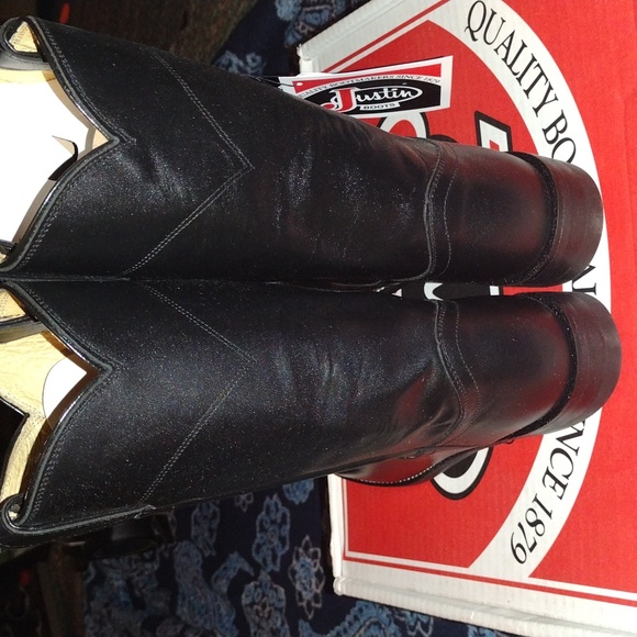 Black Spanish Kipskin boots - Picture 5 of 10